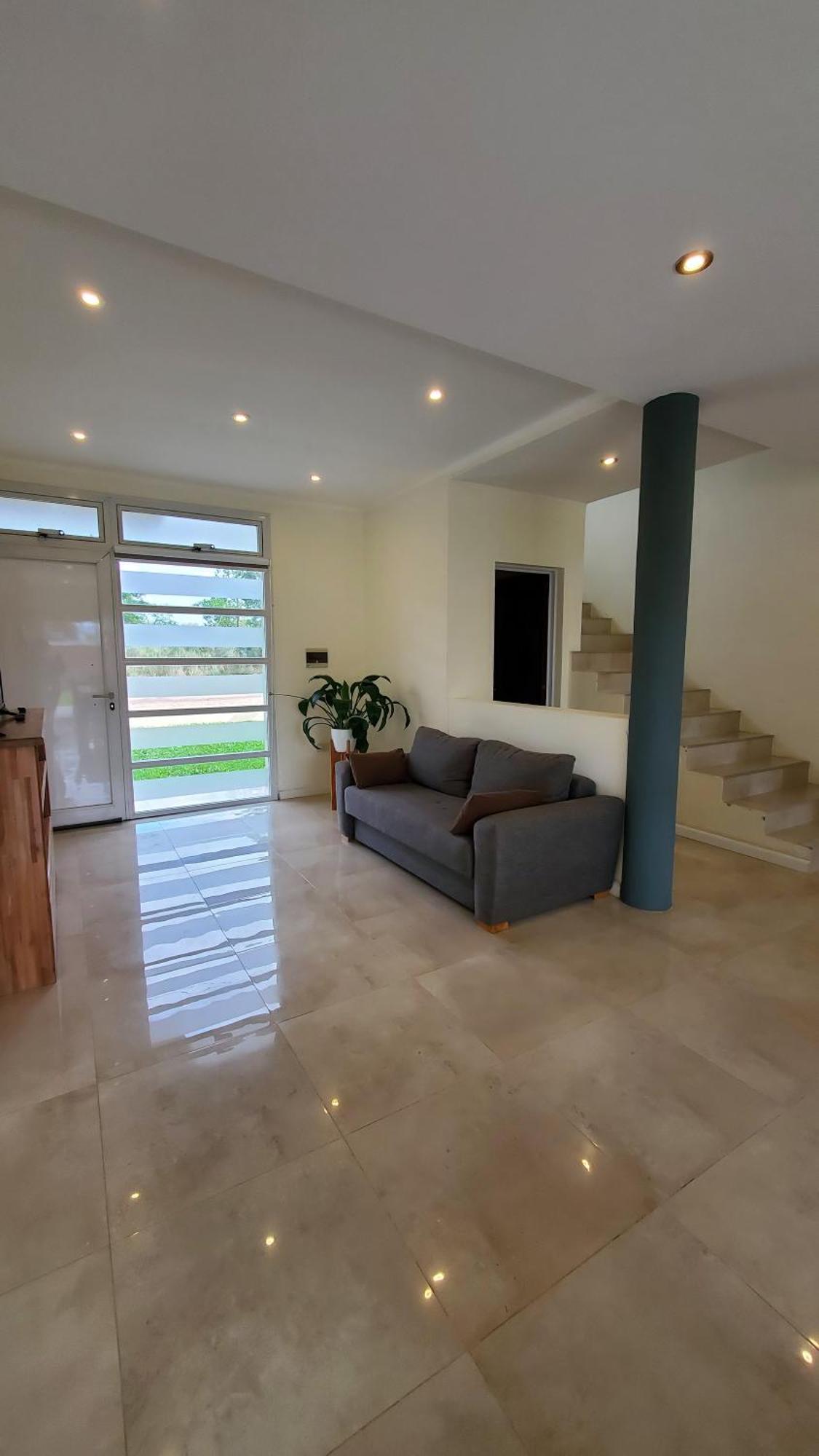 Duplex Solar Apartment *